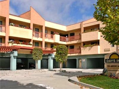 Days Inn By Wyndham San Francisco S/Oyster Point Airport South San Francisco Eksteriør billede